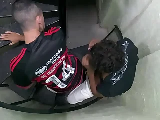 Meu amigo pegou fudendo com o ex revoke